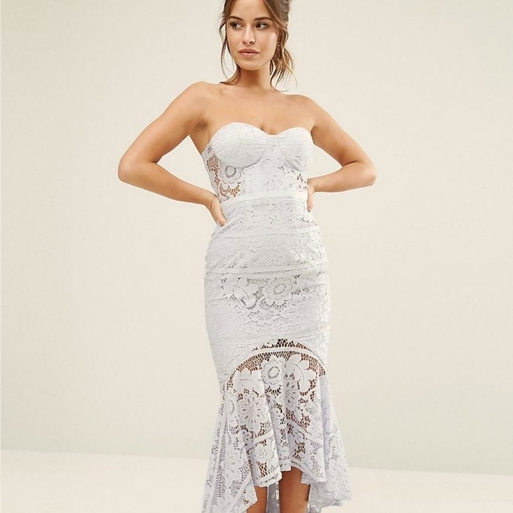 JARLO London Elegant Strapless Lace Dress / New with tags